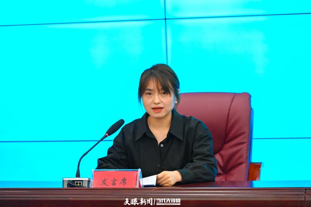 “一把手”家属分享家风故事.jpg